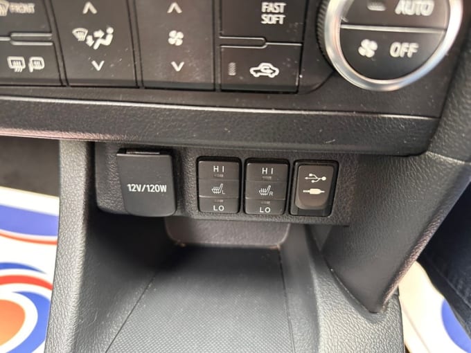 2013 Toyota Auris