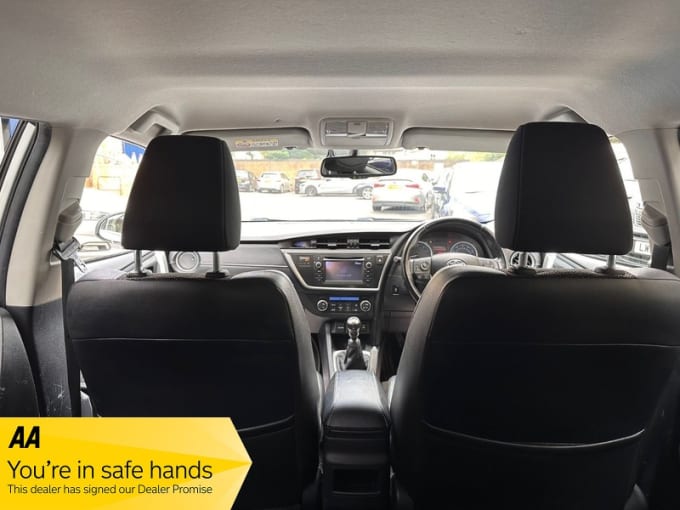 2013 Toyota Auris