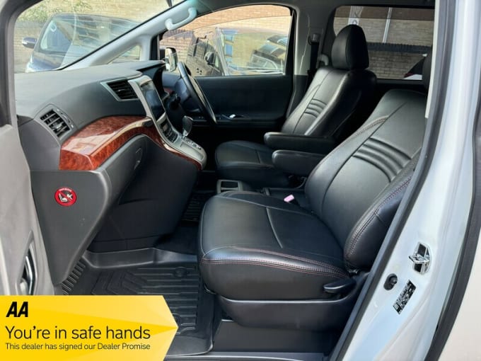 2012 Toyota Vellfire