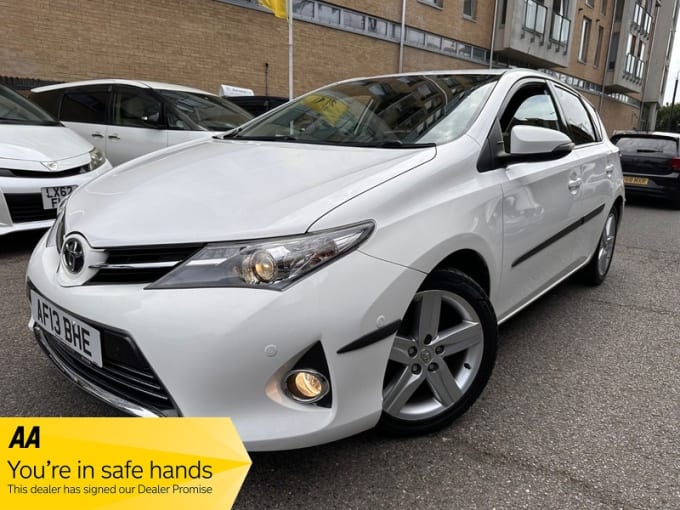 2013 Toyota Auris