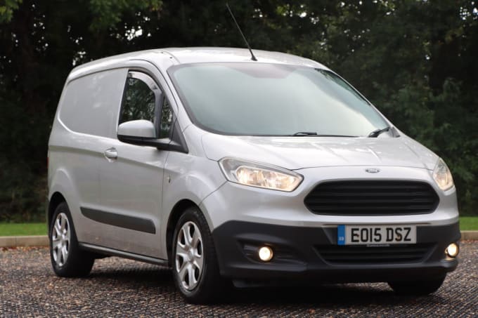 2025 Ford Transit Courier