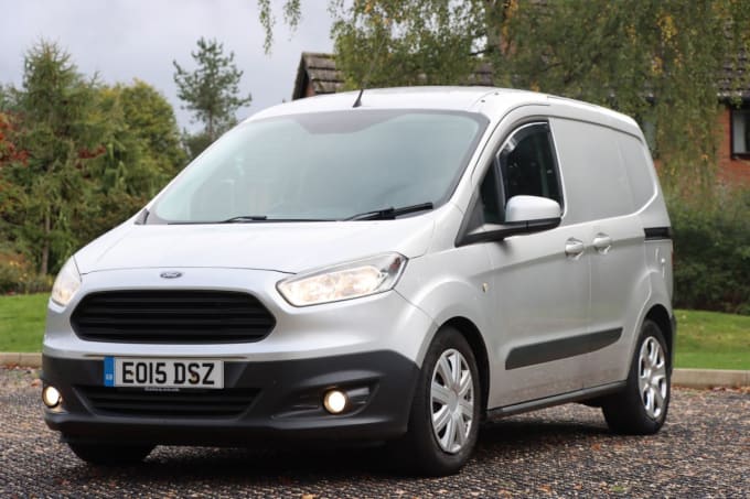 2025 Ford Transit Courier