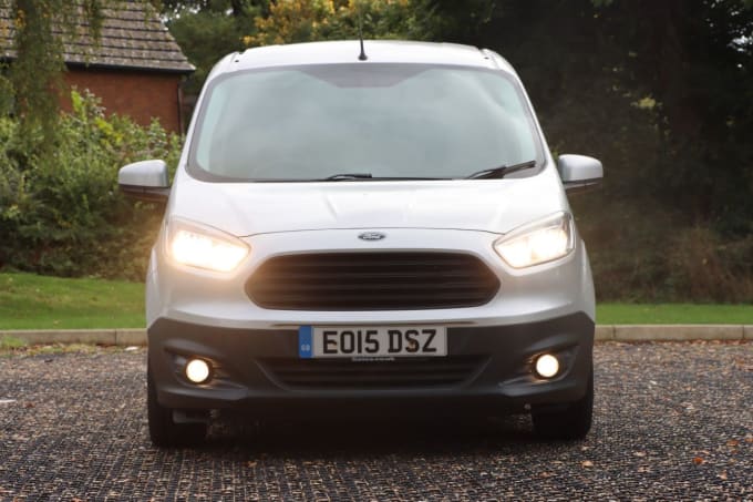 2025 Ford Transit Courier