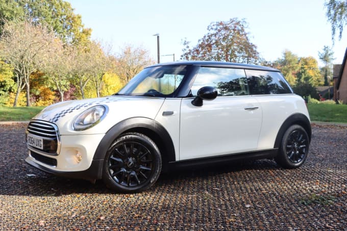 2025 Mini Hatch