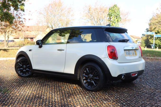 2025 Mini Hatch