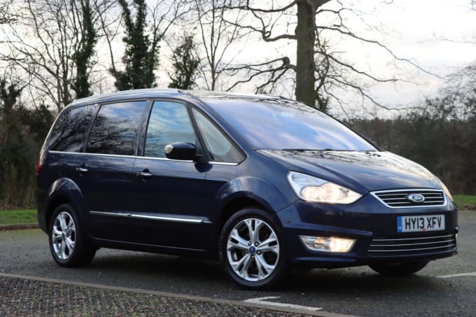 2025 Ford Galaxy