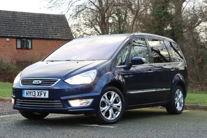 2025 Ford Galaxy