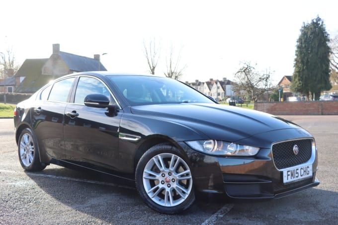 2025 Jaguar Xe