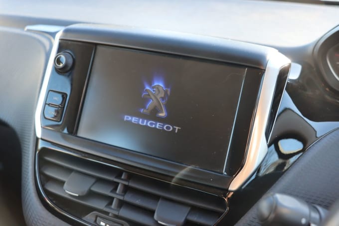 2025 Peugeot 2008