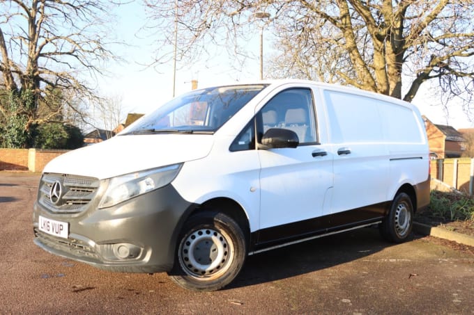 2025 Mercedes-benz Vito