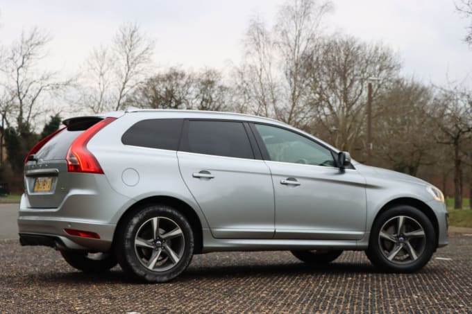 2025 Volvo Xc60