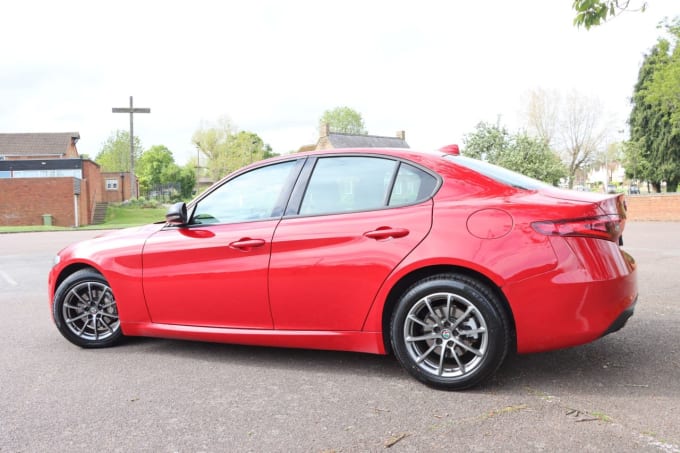 2025 Alfa Romeo Giulia