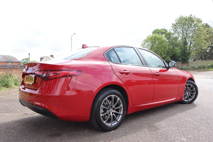 2025 Alfa Romeo Giulia