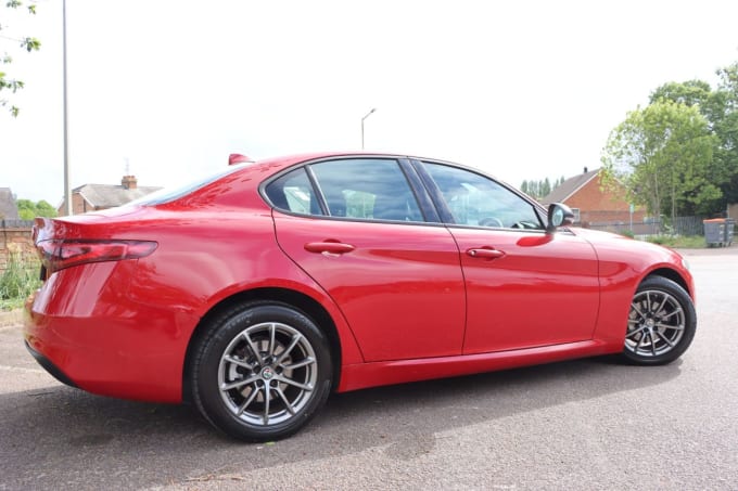 2025 Alfa Romeo Giulia
