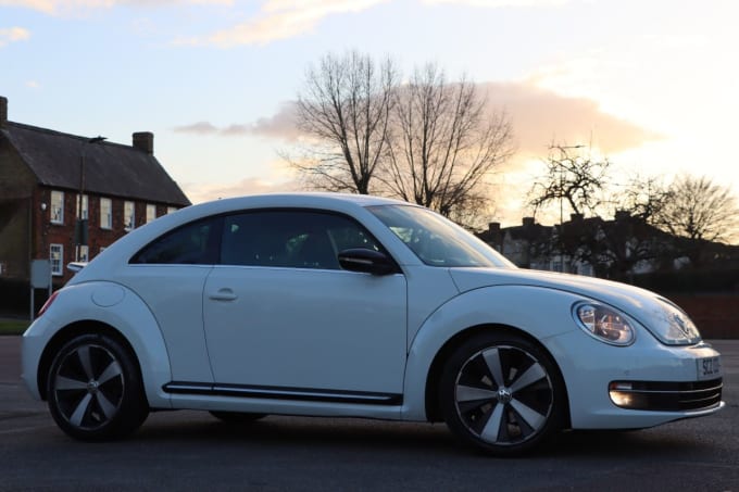 2025 Volkswagen Beetle