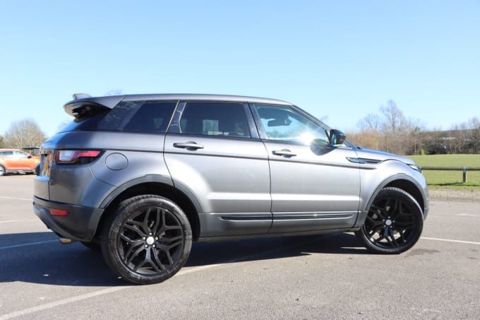 2025 Land Rover Range Rover Evoque