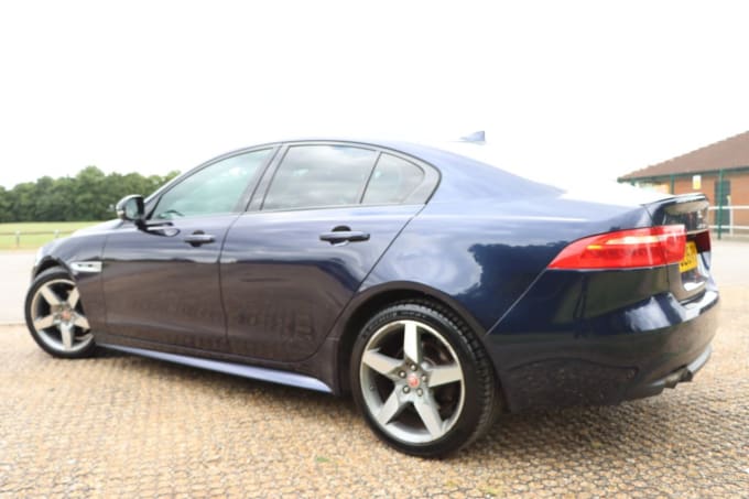 2025 Jaguar Xe