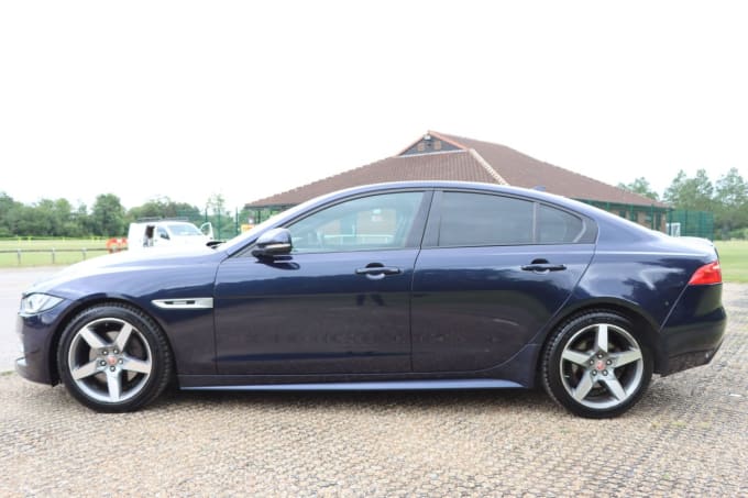 2025 Jaguar Xe