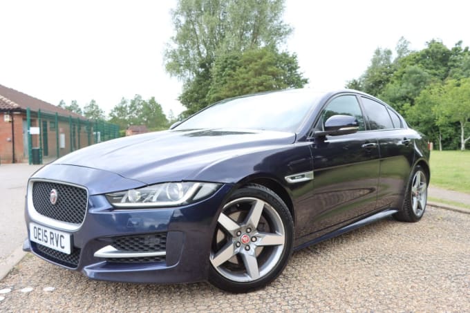 2025 Jaguar Xe