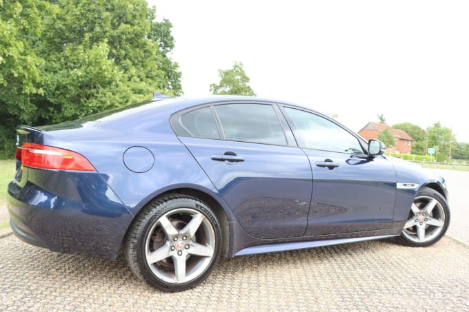 2025 Jaguar Xe