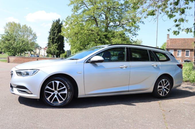 2025 Vauxhall Insignia