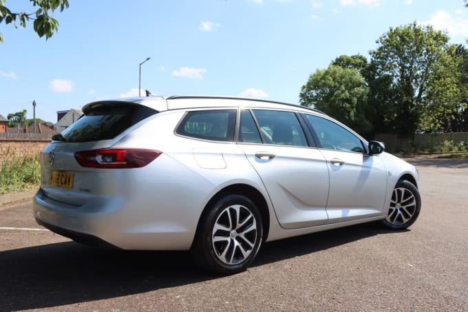 2025 Vauxhall Insignia