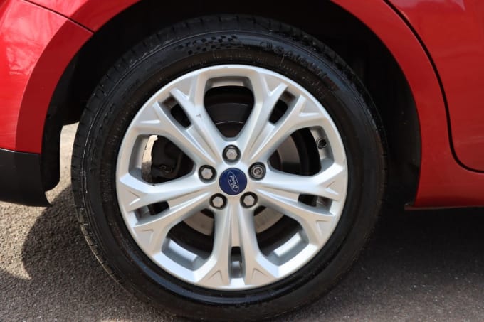 2025 Ford S-max
