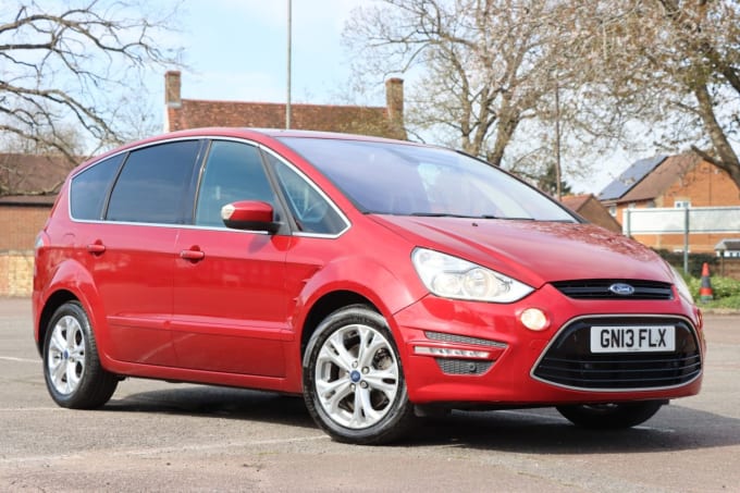 2025 Ford S-max
