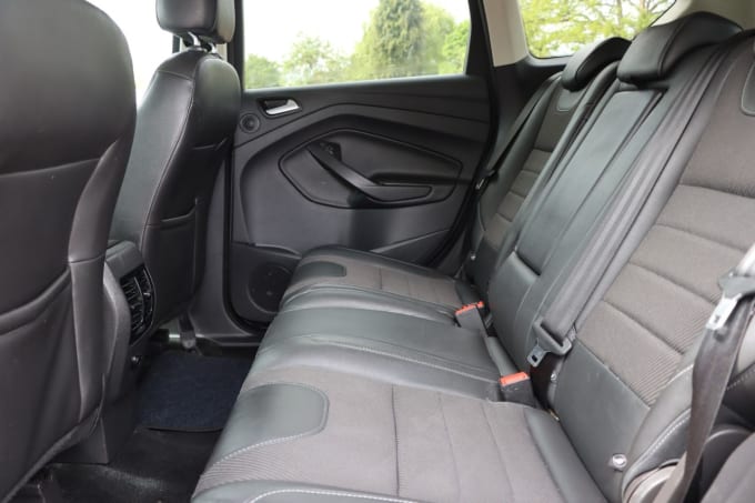 2025 Ford Kuga