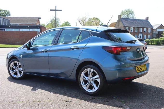2025 Vauxhall Astra