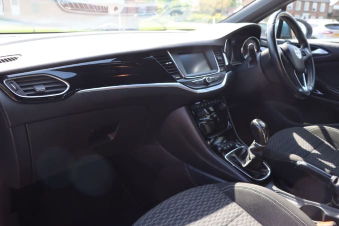 2025 Vauxhall Astra