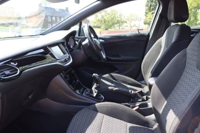2025 Vauxhall Astra