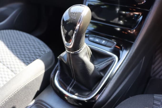 2025 Vauxhall Astra
