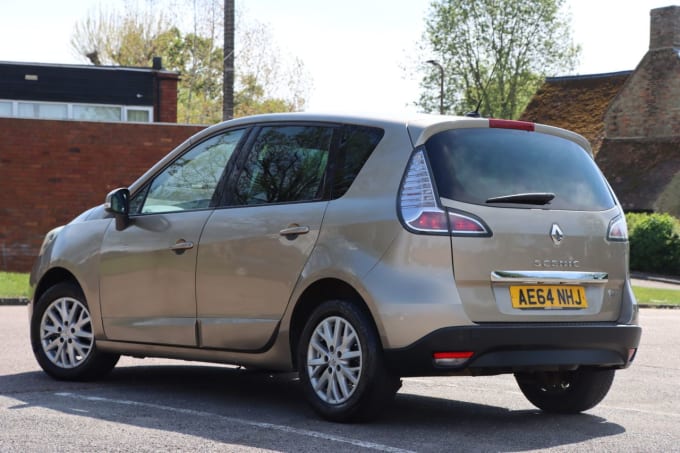 2025 Renault Scenic
