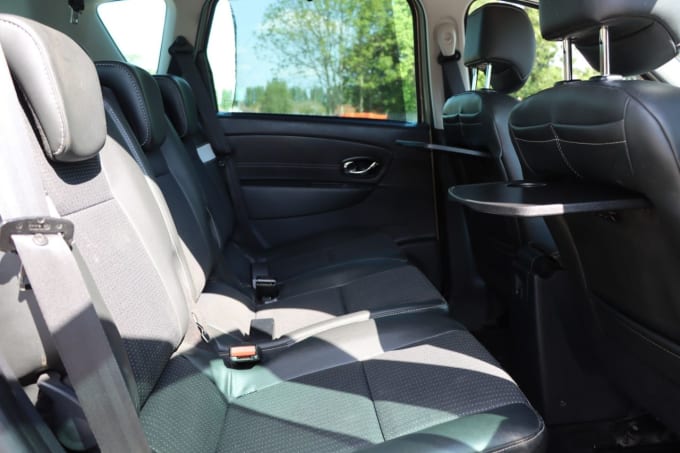 2025 Renault Scenic
