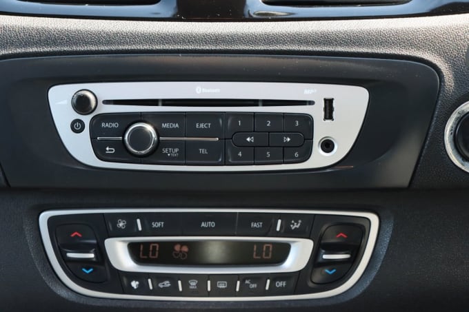 2025 Renault Scenic