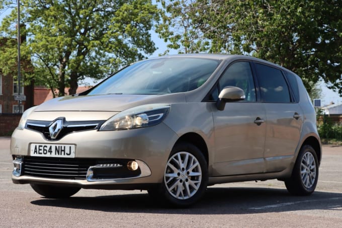 2025 Renault Scenic