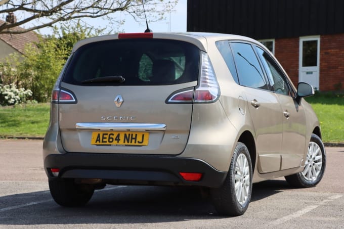 2025 Renault Scenic