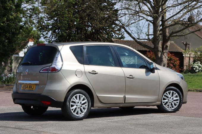 2025 Renault Scenic