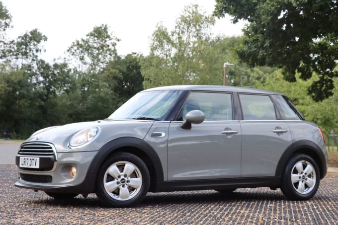2025 Mini Hatch
