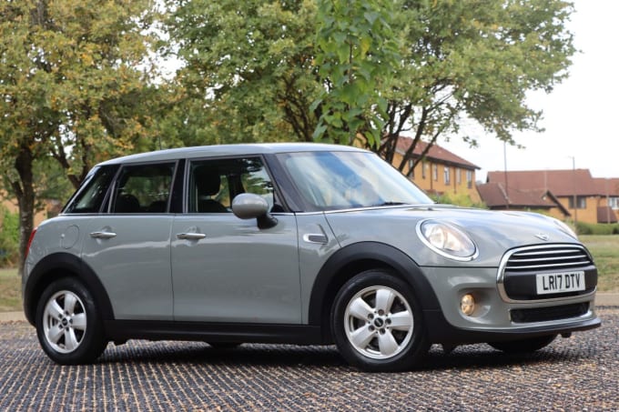 2025 Mini Hatch