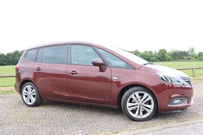 2025 Vauxhall Zafira Tourer