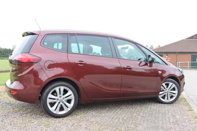 2025 Vauxhall Zafira Tourer