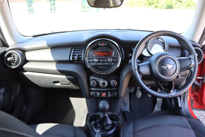 2025 Mini Hatch
