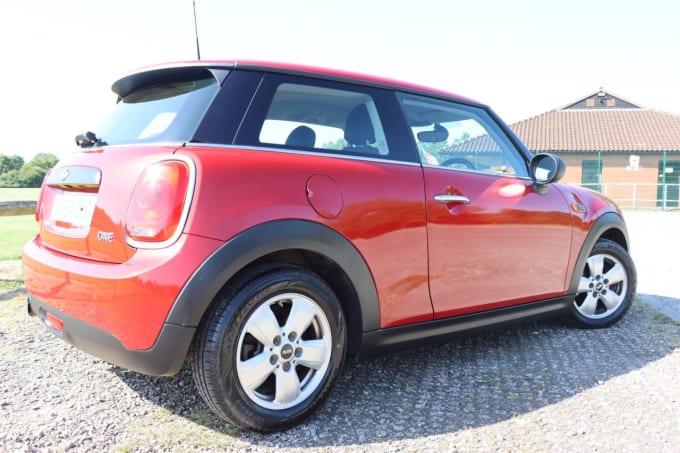 2025 Mini Hatch