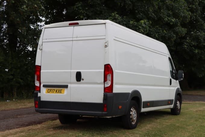 2025 Peugeot Boxer