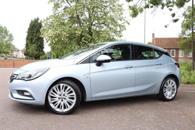 2025 Vauxhall Astra