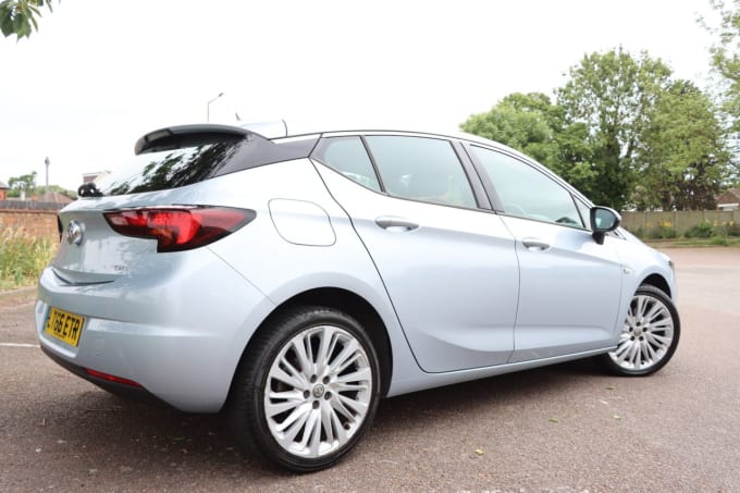 2025 Vauxhall Astra