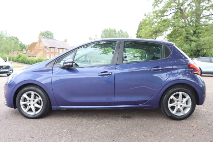 2025 Peugeot 208