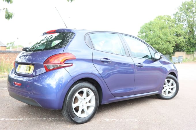 2025 Peugeot 208